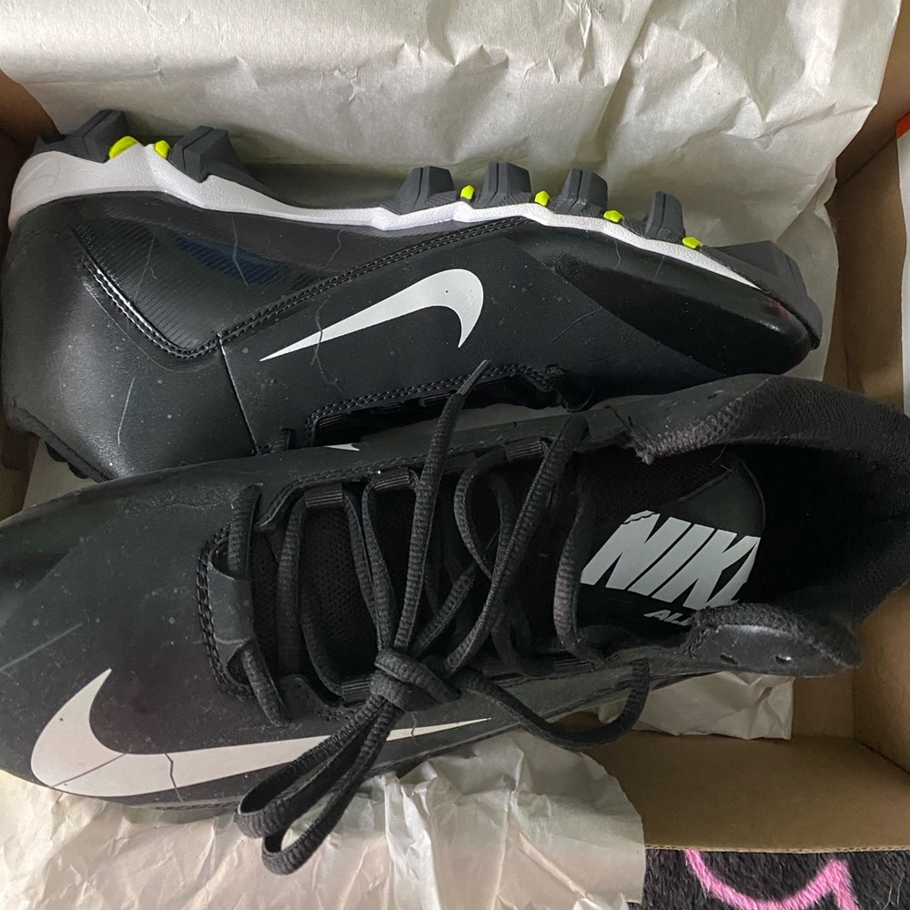 Nike alpha shark spikes